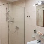 Caba 瓦爾納